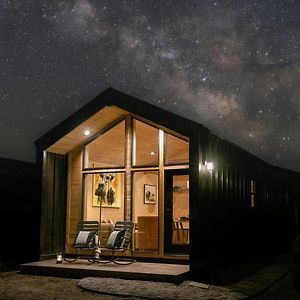Yellowstone Peaks Hotel